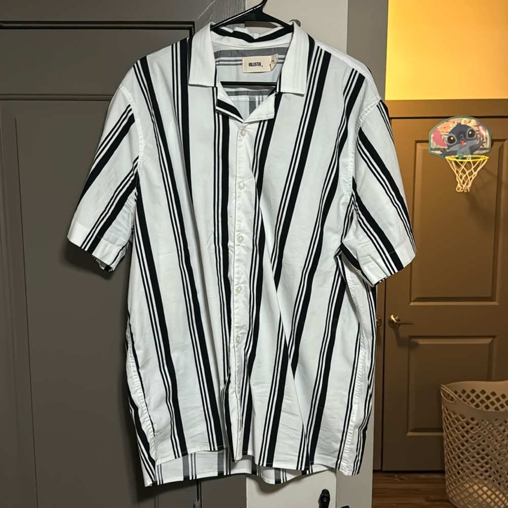 Hollister - Button Up
